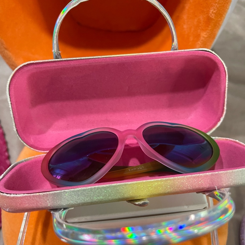 BUNDLE Twee Sidewalk Chalk 4Citrus Fruit Slice & 2Fun Sunglasses 1hardcover case